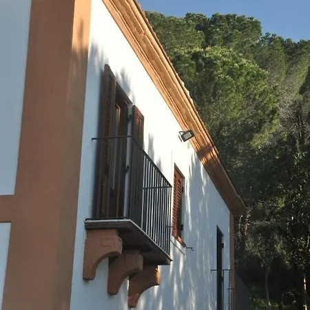 Del Vescovo בית הארחה צ'פאלו