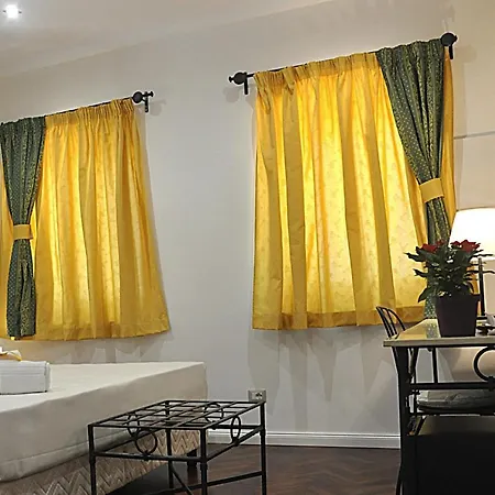 בית הארחה Del Vescovo 4*