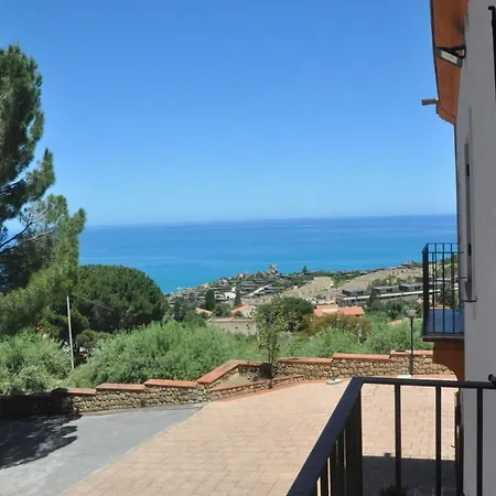 בית הארחה Del Vescovo 4*